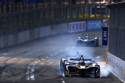 Andre Lotterer, Techeetah, locks his brakes
