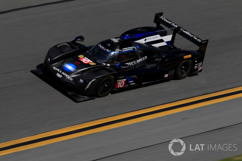 #10 Wayne Taylor Racing Cadillac DPi: Jordan Taylor, Renger Van Der Zande
