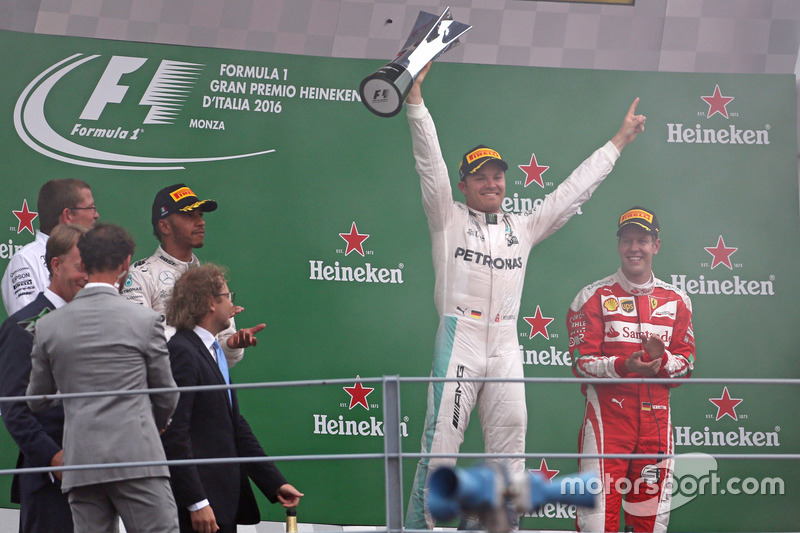 Podium: 1. Nico Rosberg, Mercedes AMG F1 Team