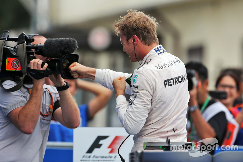 Race winner Nico Rosberg, Mercedes AMG F1 celebrates in parc ferme