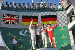 Podium: winnaar Nico Rosberg, Mercedes AMG F1 Team, tweede Lewis Hamilton, Mercedes AMG F1 Team, der