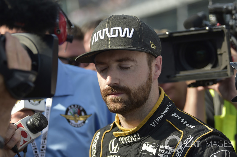 James Hinchcliffe, Schmidt Peterson Motorsports Honda shows dejection after not qualifying for the Indianapolis 500 race