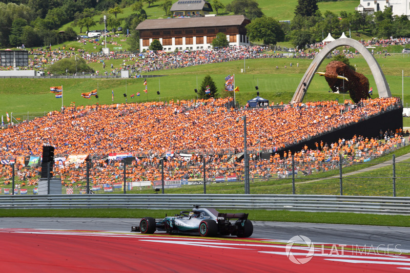 El británico ha abandonado en 26 ocasiones, 18 con McLaren y 8 con Mercedes. El último abandono fue en el GP de Austria de este año.