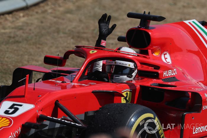 Race winner Sebastian Vettel, Ferrari SF71H
