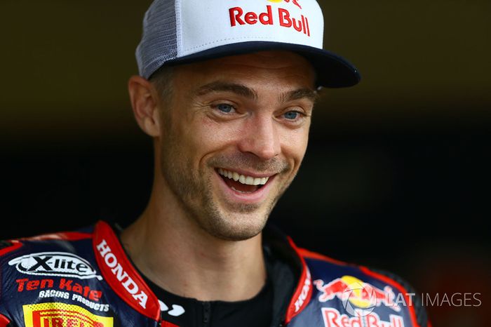 Leon Camier, Honda WSBK Team