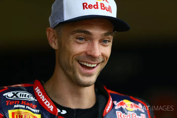 Leon Camier, Honda WSBK Team