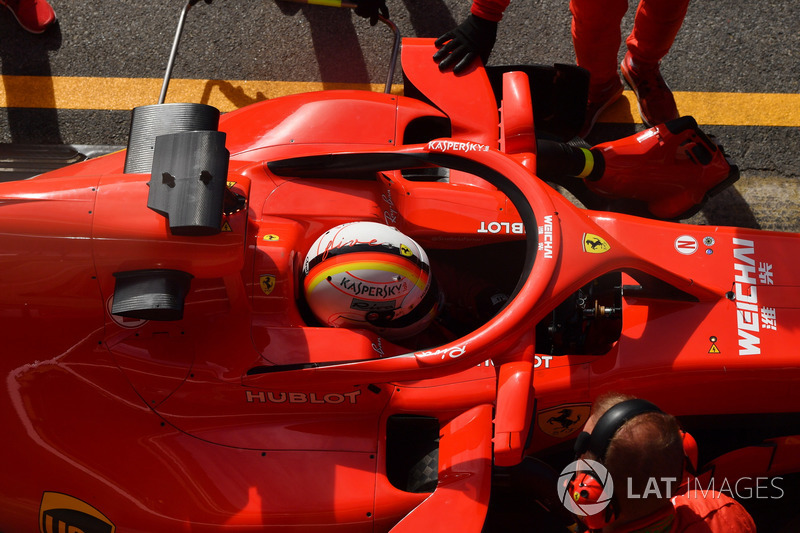 Sebastian Vettel, Ferrari SF71H with mirrors on halo