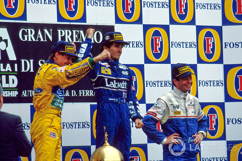 Podio: ganador de la carrera Alain Prost, segundo lugar Michael Schumacher, tercer lugar Martin Brun