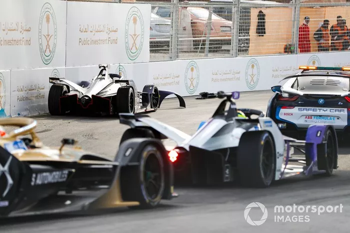 Sam Bird, Virgin Racing, Audi e-tron FE06 tras su accidente