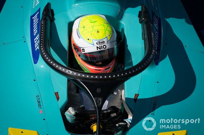 Oliver Turvey, NIO 333 