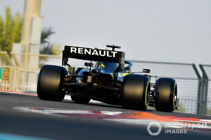 Esteban Ocon, Renault F1 Team R.S. 19 
