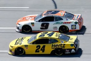 William Byron, Hendrick Motorsports, Chevrolet Camaro Hertz  Chase Elliott, Hendrick Motorsports, Chevrolet Camaro Mountain Dew / Little Caesar's
