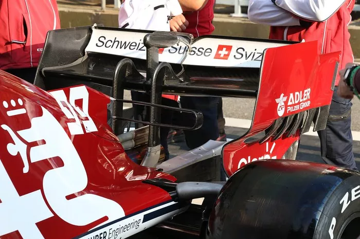 Alfa Romeo Racing C38 detalle trasero