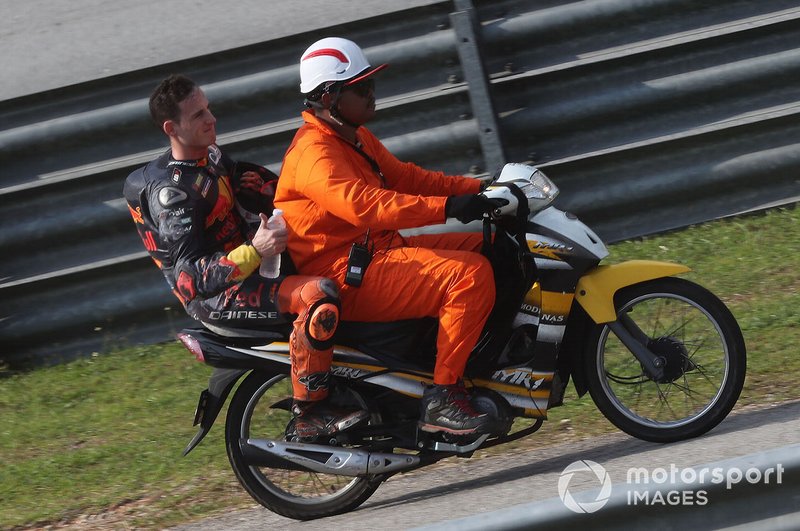 Пол Еспаргаро, Red Bull KTM Factory Racing, після аварії