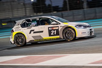 #21 Volkswagen Golf GTI TCR, Paul Dehadray, Kieran Griffin, J W Bird Motorsport
