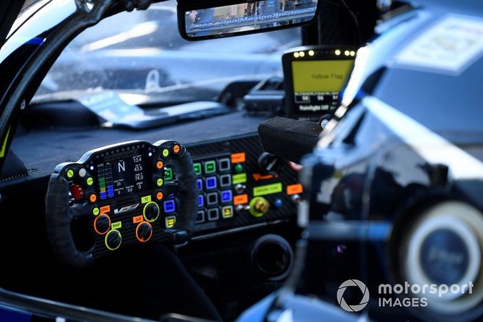 #10 Konica Minolta Cadillac DPi-V.R. Cadillac DPi, DPi: Renger Van Der Zande, Jordan Taylor, Fernando Alonso Diaz, Kamui Kobayashi