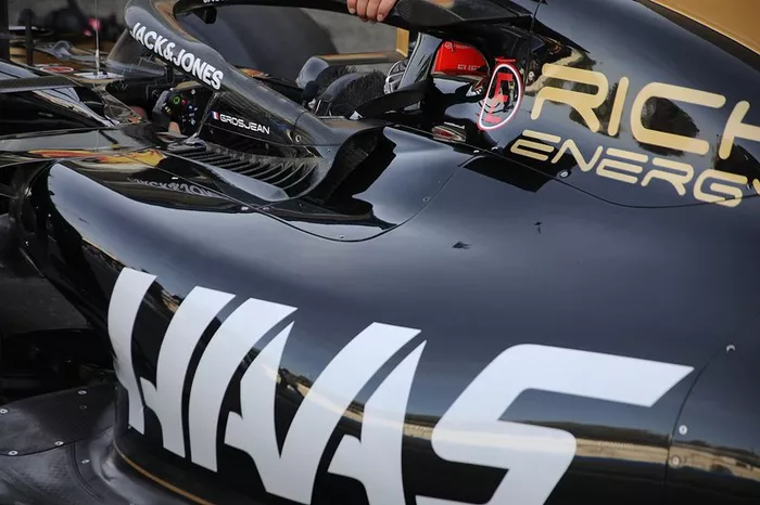 Detalle técnico del Haas F1 Team VF-19