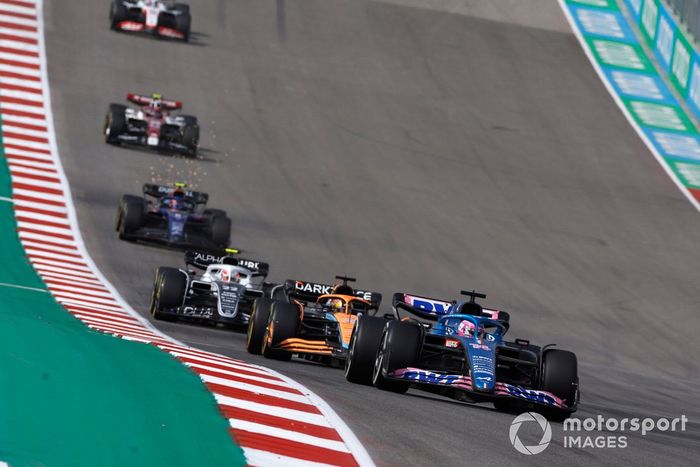 Fernando Alonso, Alpine A522, Daniel Ricciardo, McLaren MCL36, Yuki Tsunoda, AlphaTauri AT03