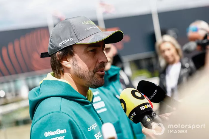 Fernando Alonso, Aston Martin F1 Team 