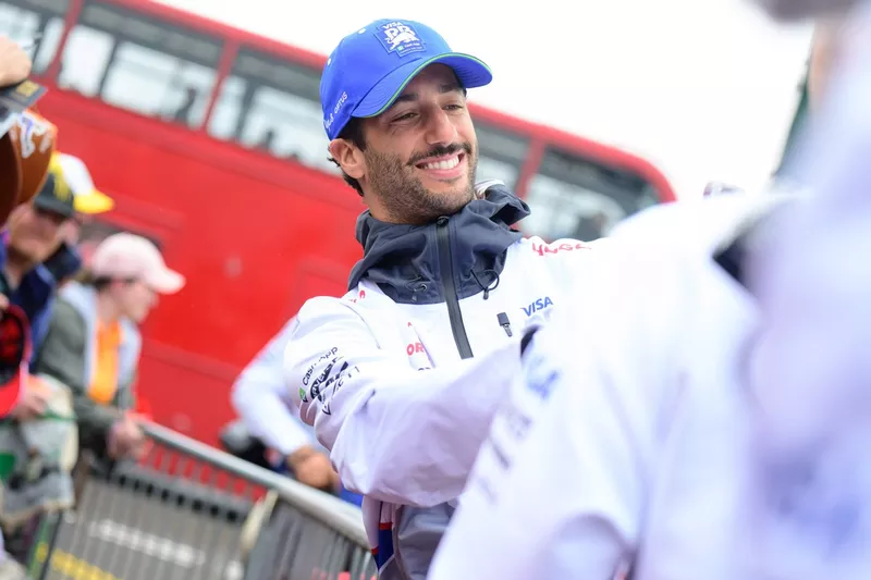 Daniel Ricciardo,VCARB