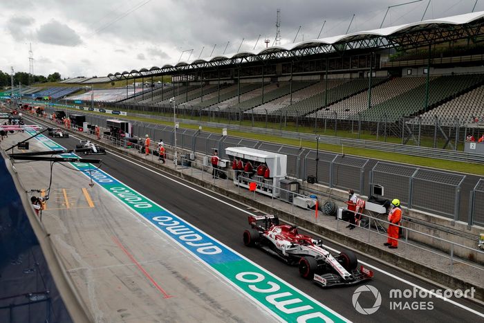 Kimi Raikkonen, Alfa Romeo Racing C39, 1m16.614s