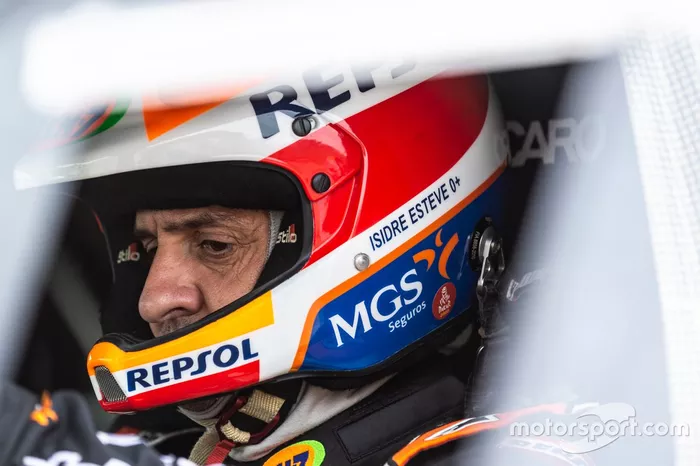 #327 Repsol Rally Team: Isidre Esteve