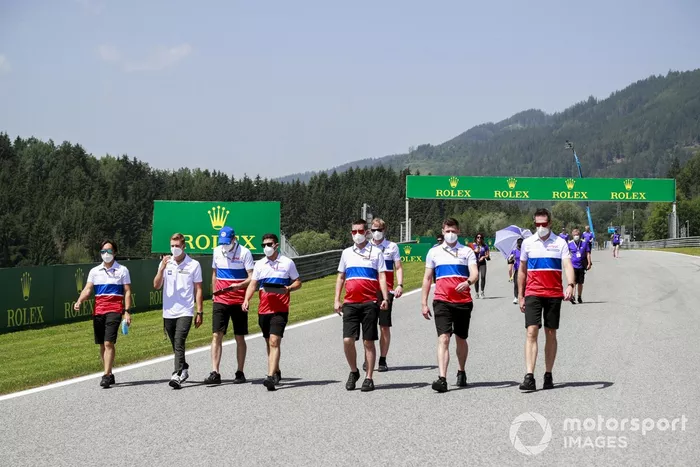 Mick Schumacher, Haas F1, recorre el circuito de Austria