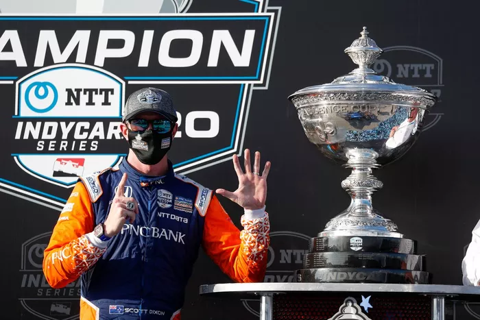 Scott Dixon, el Chip Ganassi Racing Honda celebra su sexto campeonato de IndyCar
