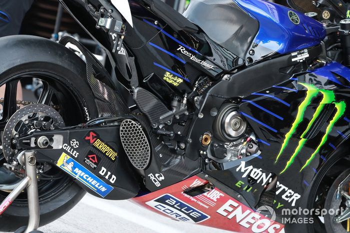 Monster Energy Yamaha Factory - 24 años