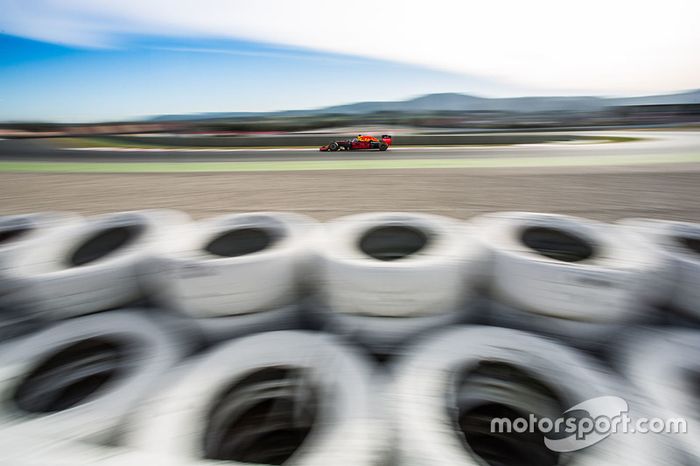 Daniil Kvyat, Red Bull Racing RB12