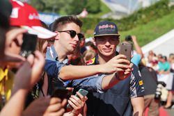 Max Verstappen, Red Bull Racing con fans