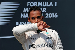 Подіум: переможець - Льюіс Хемілтон, Mercedes AMG F1 Team