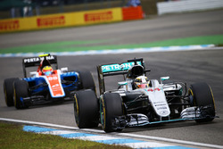 Lewis Hamilton, Mercedes AMG F1 W07 Hybrid