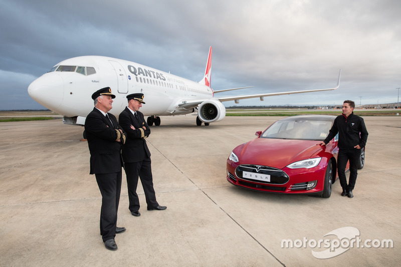 La Tesla Model S contre un Boeing 737