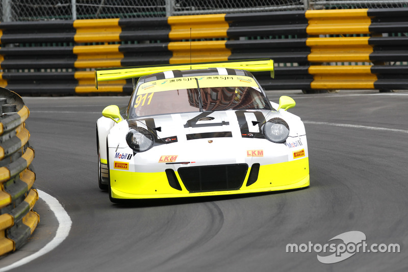 2. Earl Bamber, Manthey Racing, Porsche 911 GT3-R