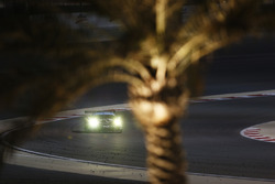 #77 Dempsey Proton Competition Porsche 911 RSR: Річард Літц, Мікаель Крістенсен