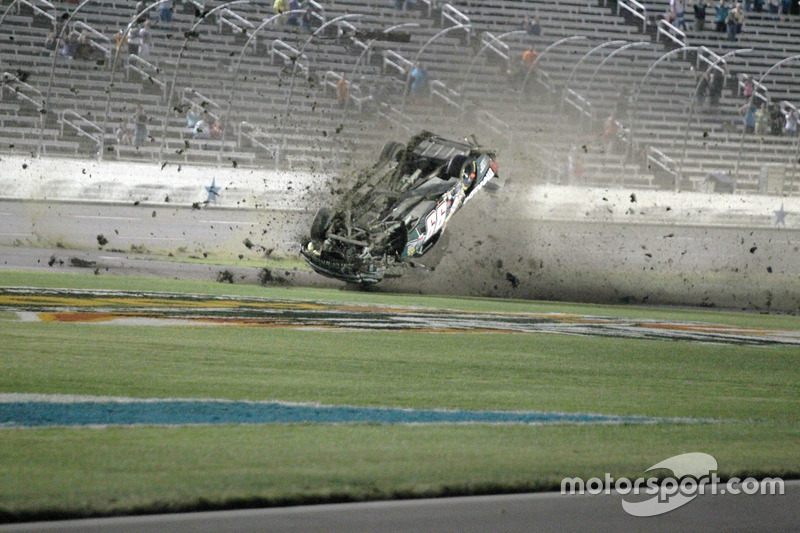 Unfall von Timothy Peters, MDM Motorsports Chevrolet