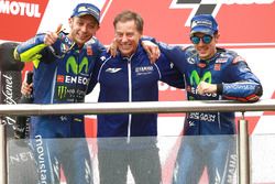Podio: Valentino Rossi, Yamaha Factory Racing, Lin Jarvis, Yamaha Factory Racing Managing Director,
