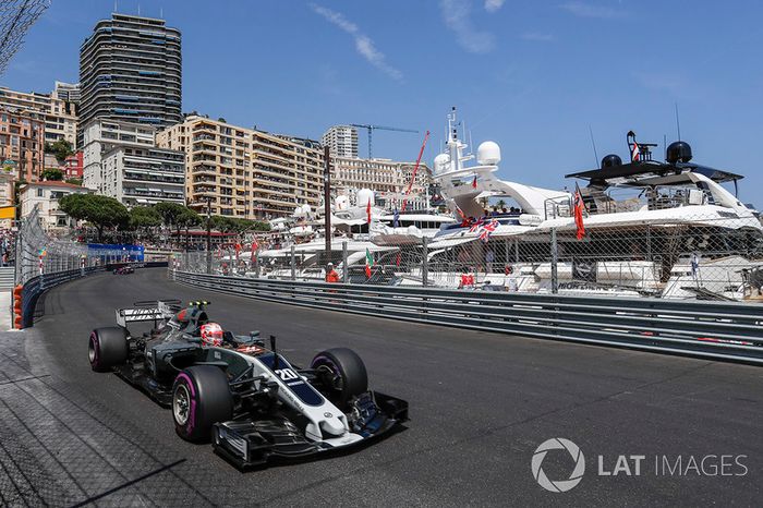 Kevin Magnussen, Haas VF-17