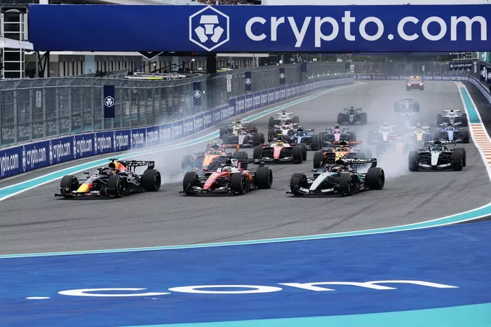 أندريا كيمي أنتونيلي، مرسيدس، تشارلز لوكلير، فيراري، ماكس فيرستابين، ريد بول راسينغ