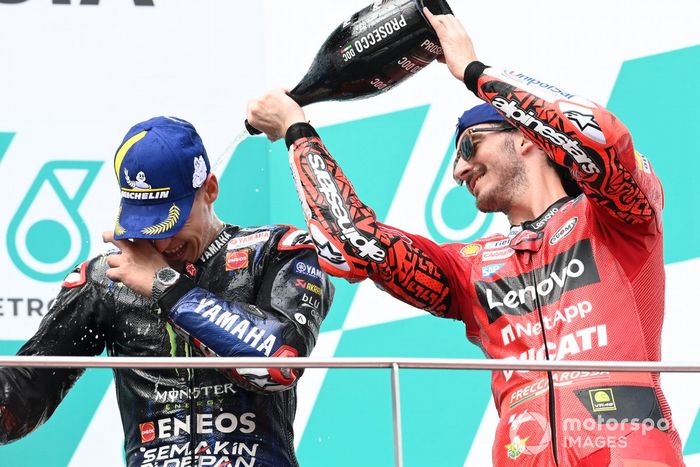 Podio: tercer lugar Fabio Quartararo, Yamaha Factory Racing y el ganador Francesco Bagnaia, Ducati Team