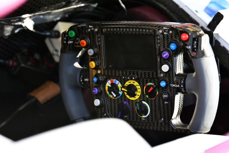 Руль Force India VJM11