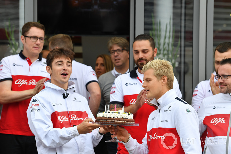Sauber birthday celebrations for Marcus Ericsson, Sauber with Charles Leclerc, Sauber