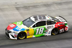 Kyle Busch, Joe Gibbs Racing, Toyota Camry M&M's White Chocolate