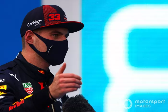 Segundo lugar Max Verstappen, Red Bull Racing, en parc ferme