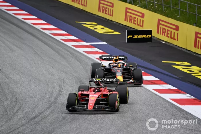 Carlos Sainz, Ferrari SF-23, Max Verstappen, Red Bull Racing RB19