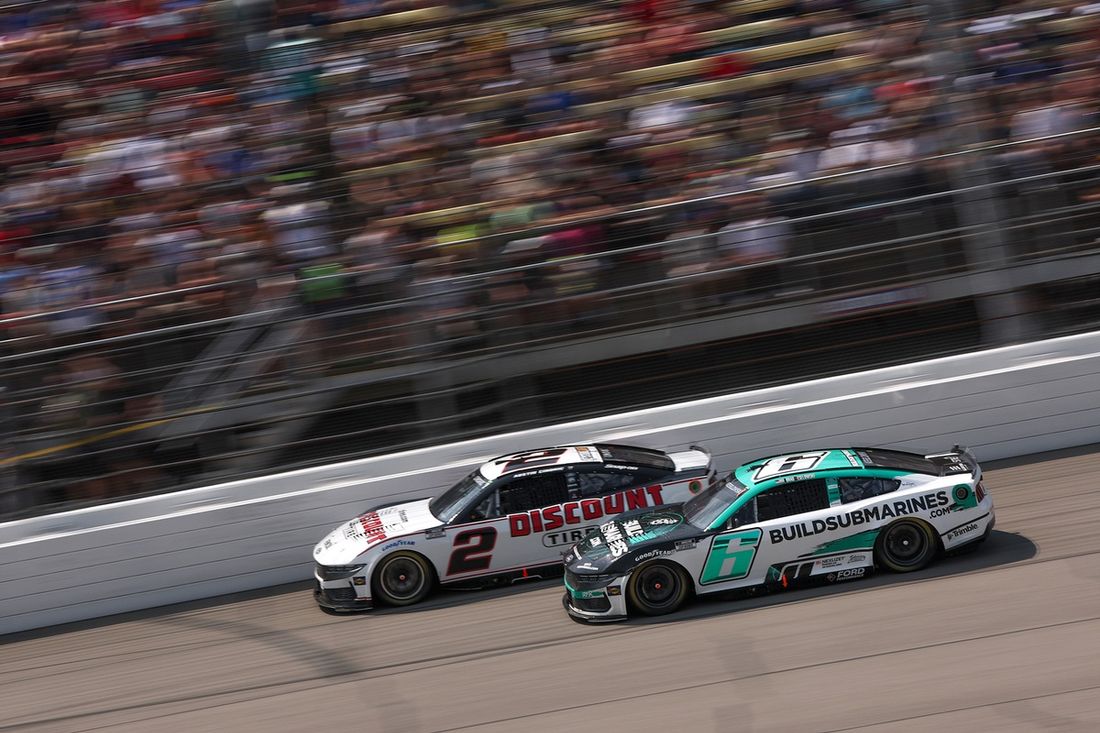 Austin Cindric, Team Penske Ford, Brad Keselowski, Roush Fenway Keselowski Racing Ford