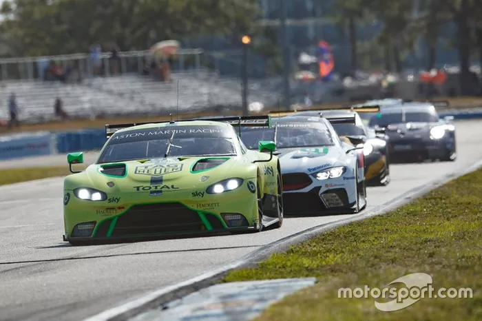 #97 Aston Martin Racing Aston Martin Vantage AMR: Alex Lynn, Maxime Martin