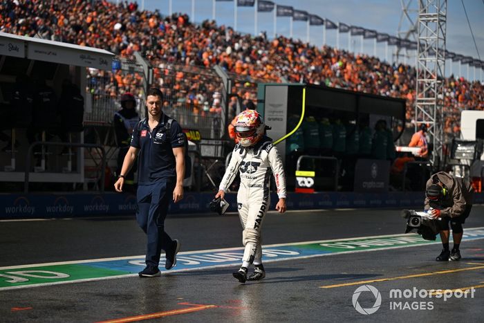 Yuki Tsunoda, establo AlphaTauri