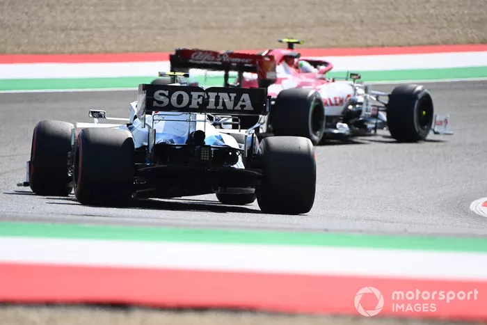 Antonio Giovinazzi, Alfa Romeo Racing C39, Nicholas Latifi, Williams FW43